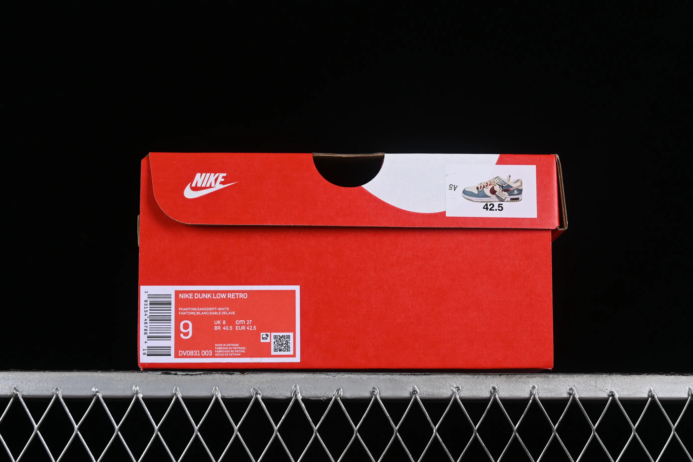 All Categories Nk SB Dunk Series Nk SB Dunk Low Low-top sneakers Nk Dunk Low Retro Coast Blue White Brown Street classic and versatile SB strap low-top casual sneakers DV0831-003